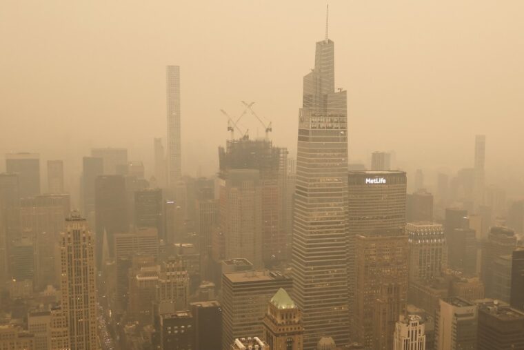 Poor Air Alert 400,000 High Quality Face Masks Made Available at MTA and Port Authority